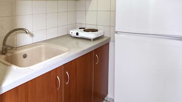 Classic-Dreibettzimmer | Essbereich im Zimmer