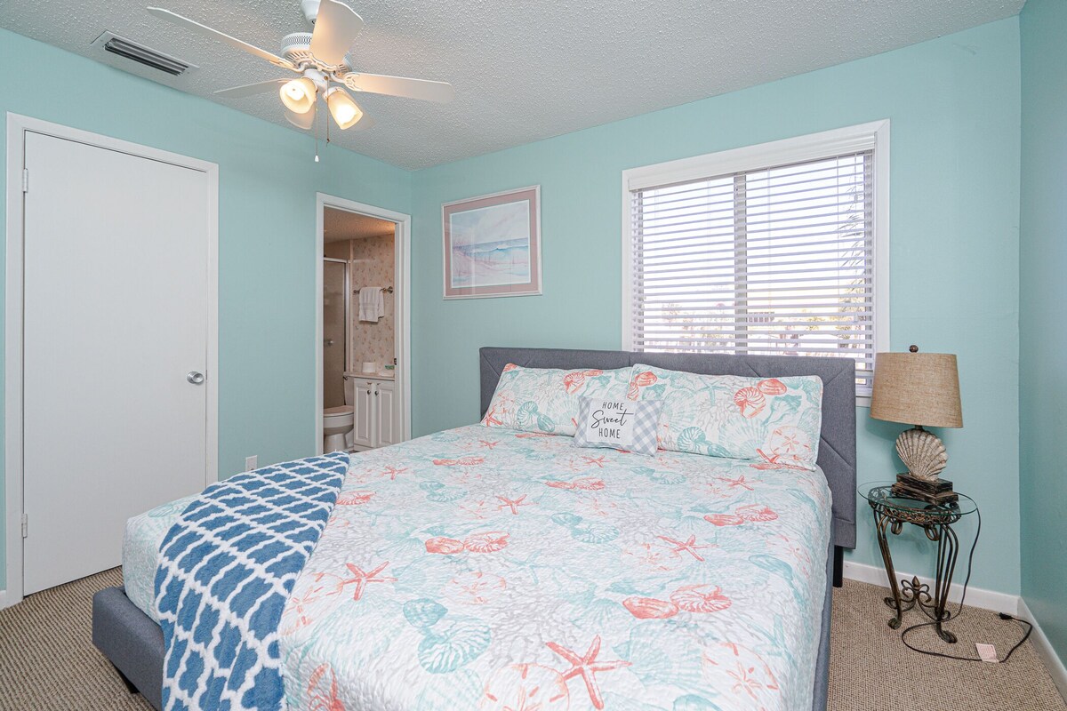 Photo 22 of Destin Townhome | Near Beach & Pool + Pet-friendly