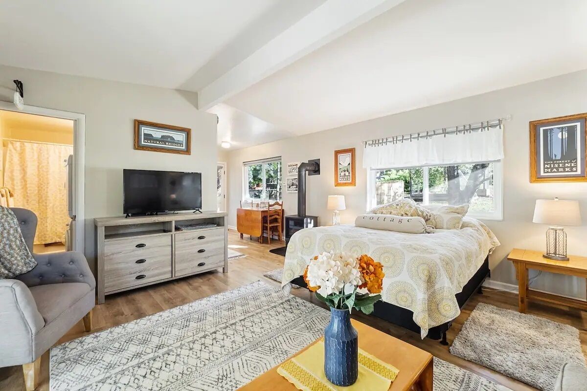 Private Getaway Near Historic Downtown Placerville