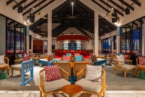 Beach views, open daily - OBLU XPERIENCE Ailafushi - All Inclusive with Free Transfers (Ailafushi)