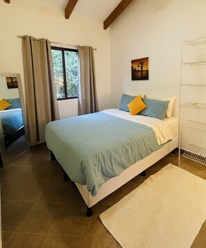 2 Schlafzimmer, Schreibtisch, kostenloses WLAN, Bettwäsche