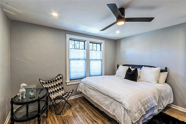 2 bedrooms, WiFi, bed sheets