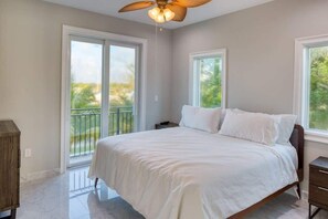 صورة غير مصنفة، 2 من 31، زرّ