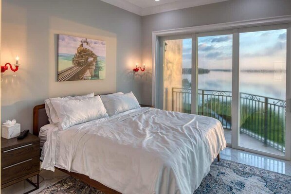 3 chambres, fer et planche à repasser, lit parapluie, Wi-Fi