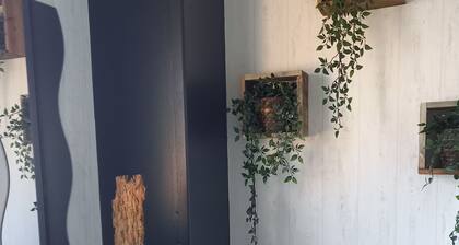 Nice bed and breakfast with wifi and free parking