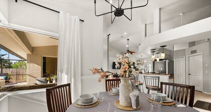 Beach Time Villa-heated pool & spa-4 bikes, game room-great amenities