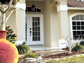 Exterior detail - Beach Time Villa-heated pool & spa-4 bikes, game room-great amenities (Venice)