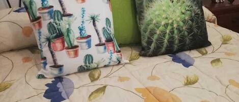 1 makuuhuone, silitysrauta/-lauta, vauvan matkasänky, ilmainen Wi-Fi