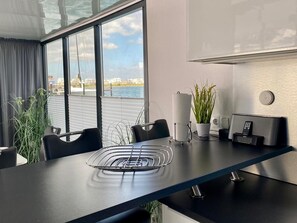 Dining - Vacation home houseboat Captains Boat directly on the Baltic Sea (Kappeln)