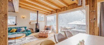 Luxury Penthouse with Views & Rooftop Terrace.  Indulge!!