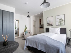 1 habitación, wifi gratis y ropa de cama