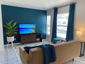 Smart TV, books