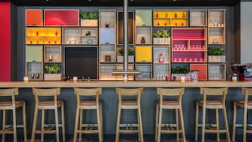 Bar (in der Unterkunft)