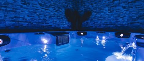 Baignoire à remous intérieure
