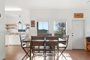 Dining -  Frio River Retreat at Cielo Ridge, Concan Tx near Garner State Park (Concan)