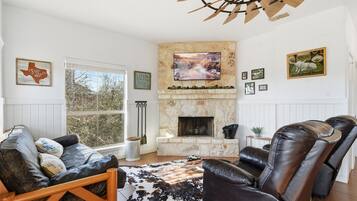 TV connectée, cheminée