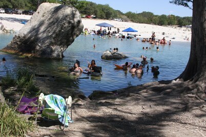 Garner State Park Retreat at Cielo Ridge, Concan Tx