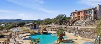  Frio River Retreat at Cielo Ridge, Concan Tx near Garner State Park