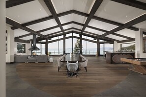 Lobby - RENTING FOR SUMMER The Legendary Villa Harrah w/ Himalayan Salt Spa & Much More! (Zephyr Cove)