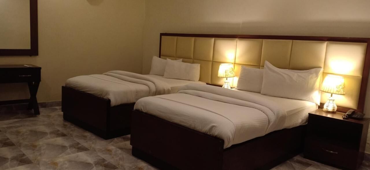 executive double or twin room | 1 bedroom, iron/ironing board, free wifi, bed sheets