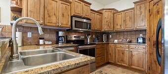 Grand View Condo with view of the Tetons - Sleeps 7