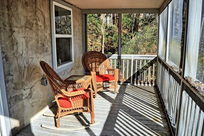 The Tree House-Open for Bookings! Affordable, WIFI,  Arcade Game, Pinball