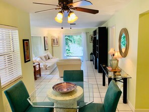 Unclassified image, 2 of 28, button