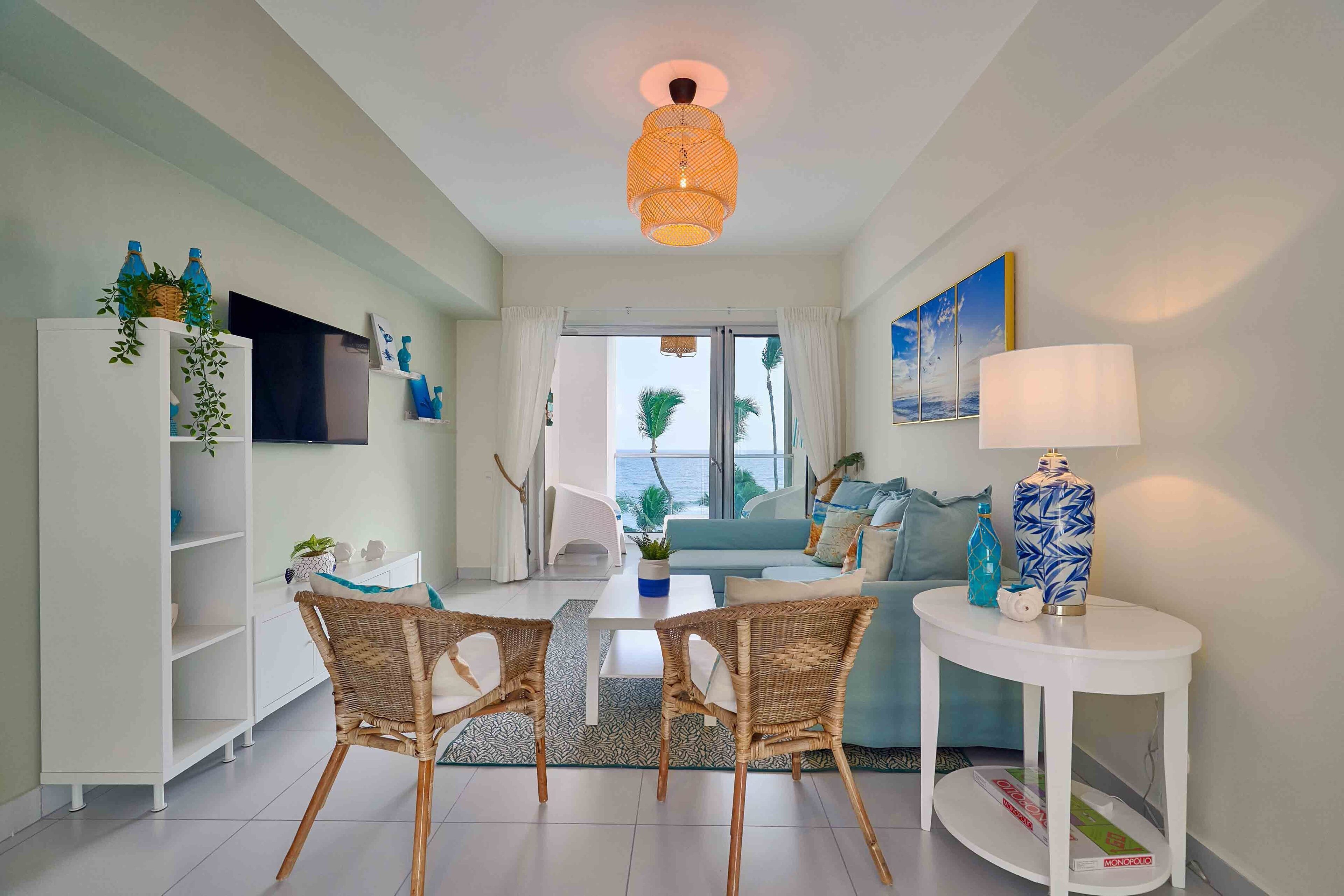 Smart-TV, Tischfußball, Tischtennisplatte