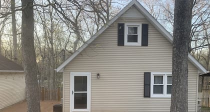 Moors Resort location 3 Bedroom House w/ Patio Dock and room for trailer parking