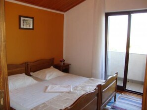 2 quartos, Wi-Fi de cortesia, roupa de cama