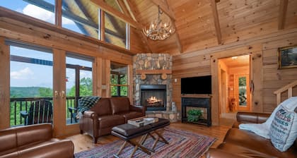 Log Cabin LAKE and MOUNTAIN VIEWS!! HOT TUB, private beach, lake river access!