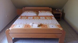 1 bedroom, free WiFi, bed sheets, wheelchair access