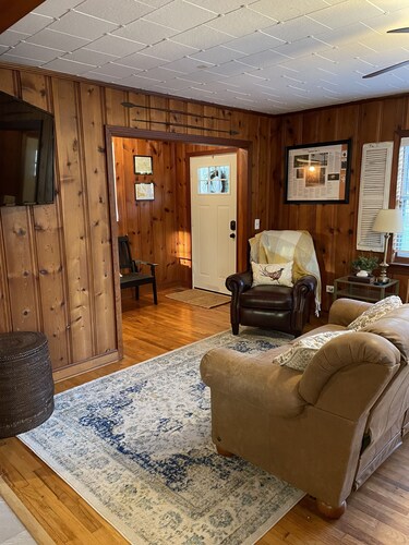 Alabama cabin located in the National Forest, ATV Park, and Beaches!!!