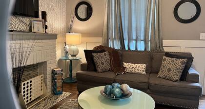 Cheerful 3 Bedroom Home in the Heart of Jackson