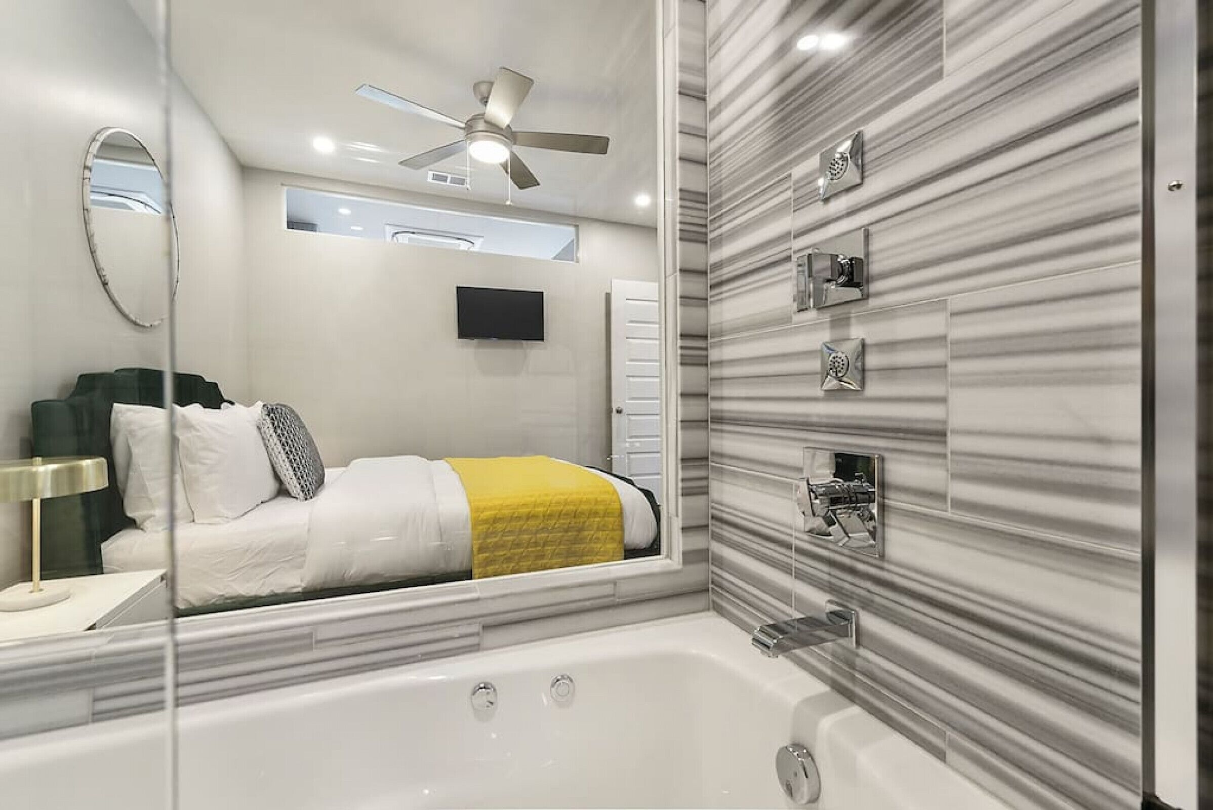 1 soveværelse, skrivebord, strygejern/strygebræt, gratis Wi-Fi