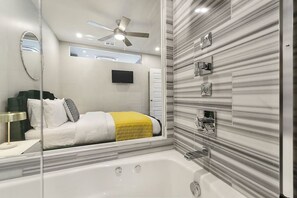 1 bedroom, desk, iron/ironing board, free WiFi