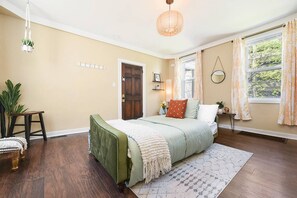 1 bedroom, desk, iron/ironing board, free WiFi