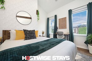 2 habitaciones, escritorio, tabla de planchar con plancha y wifi gratis 