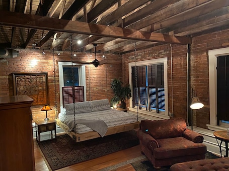 Interior. Old Town Loft w Hanging Master Bed