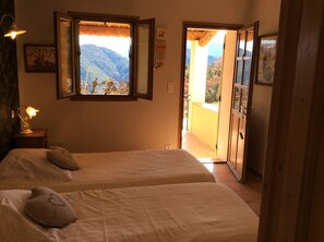 1 camera, ferro/asse da stiro, culla da viaggio, Wi-Fi gratuito