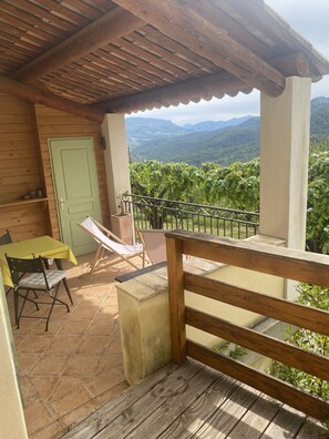 Property grounds - L'Eglantier 2 - nature gîte facing Mont Ventoux, swimming pool (Propiac)
