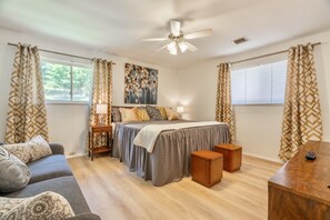 3 chambres, fer et planche à repasser, Wi-Fi gratuit, draps fournis