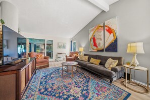 Smart TV, fireplace, video games, books