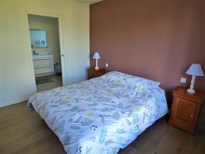 6 camere, Wi-Fi gratuito, lenzuola