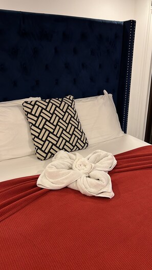 1 habitación, tabla de planchar con plancha, wifi gratis y ropa de cama 