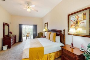 3 bedrooms, in-room safe, iron/ironing board, travel cot