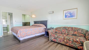 Minibar, iron/ironing board, free WiFi, bed sheets