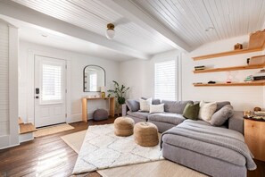 TV, fireplace - Relax in an upscale, renovated gem (Hurdle Mills)