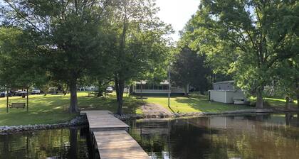 Private Lake House with Dock & Boat Ramp