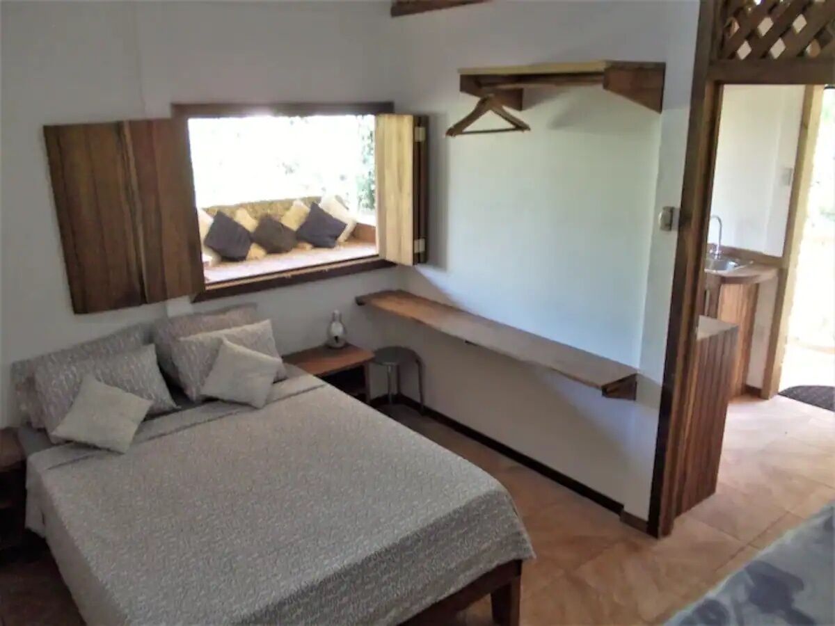 2 Schlafzimmer, Schreibtisch, Reisekinderbett, kostenloses WLAN